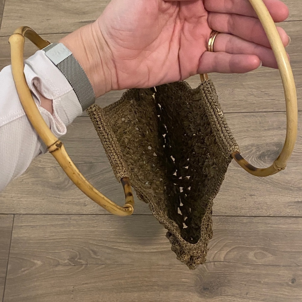 Izia Bag Tea Made in Mada Handcrafted Resort Brown Woven Purse - Picture 4 of 8